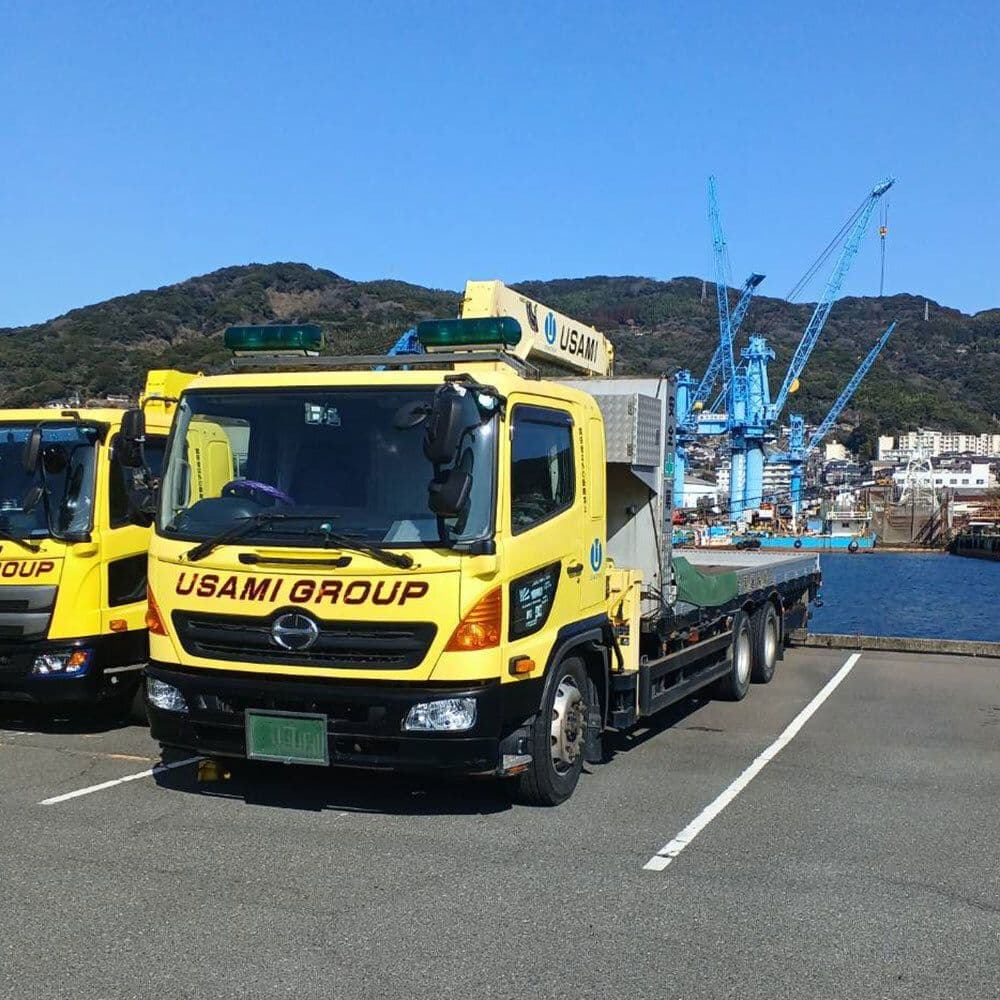 10t低床2.8tミニクレーン付き